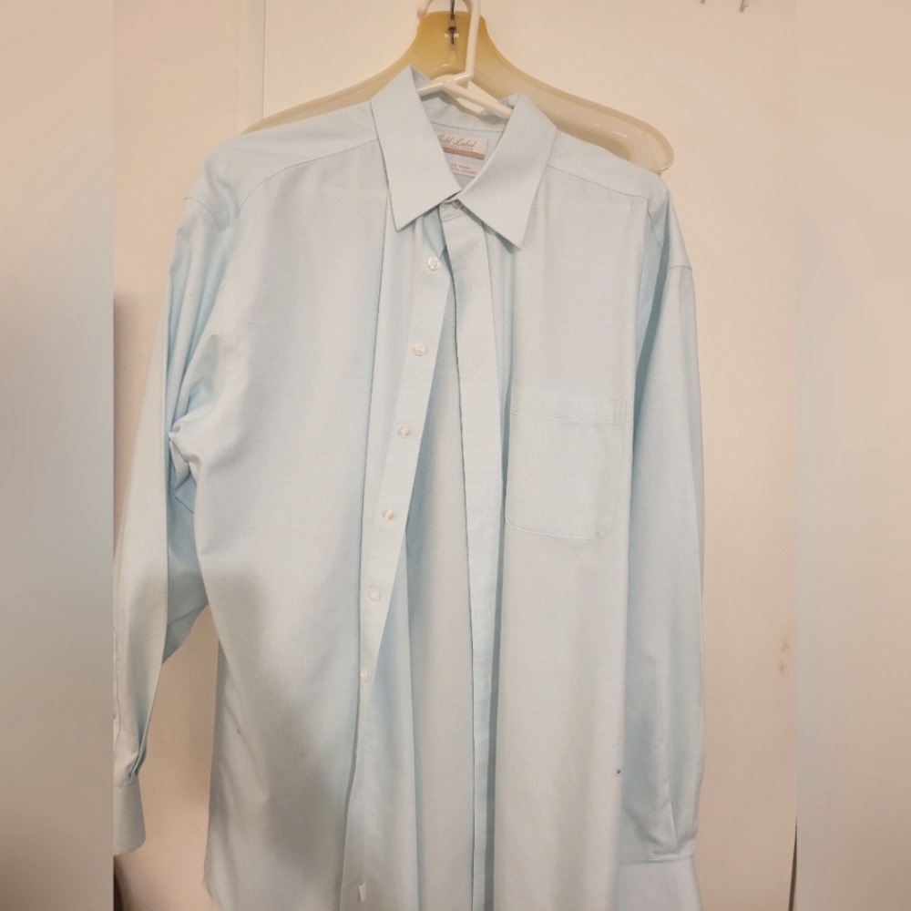 Gold label roundtree and Yorke button up long sleeve dress shirt, 16.5x35